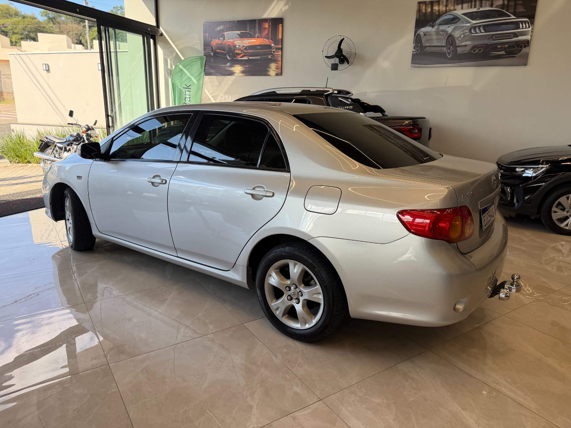 TOYOTA COROLLA XEI #10