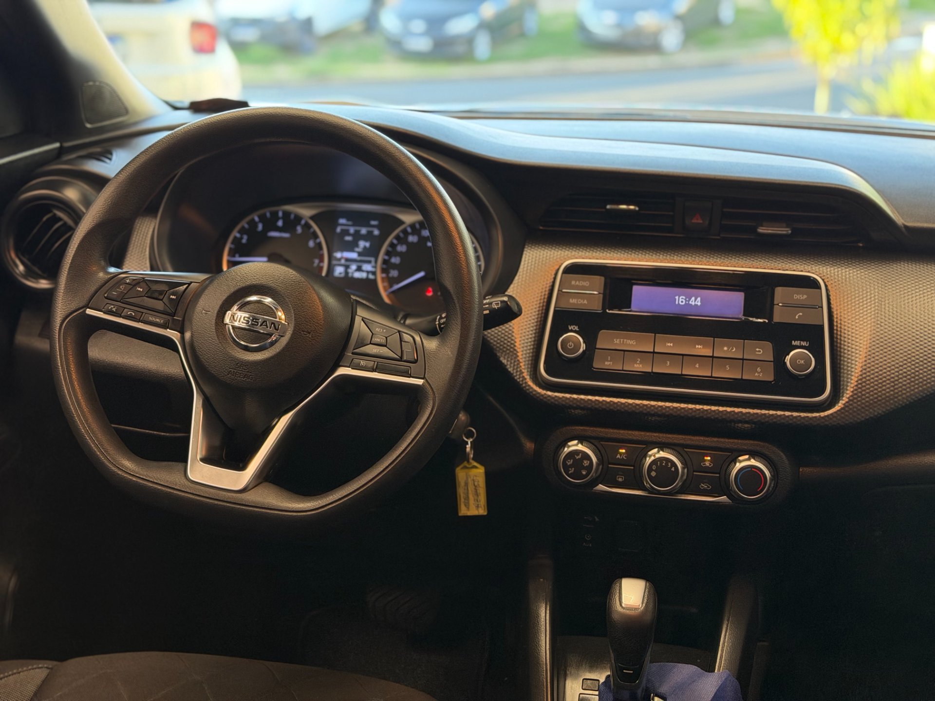 NISSAN KICKS S DIRECT #5