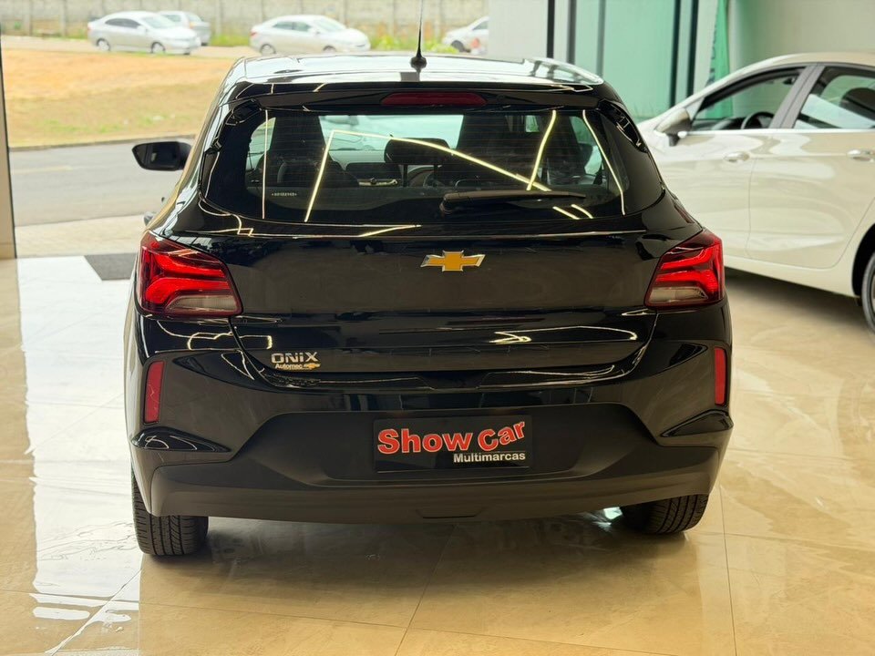 Chevrolet Onix #3