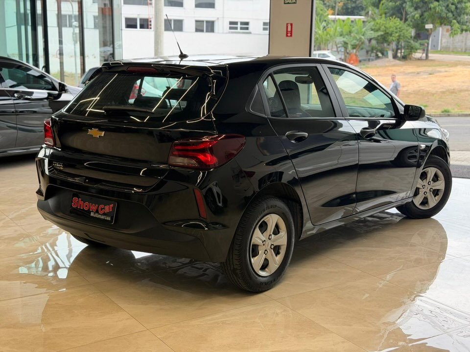 Chevrolet Onix #8