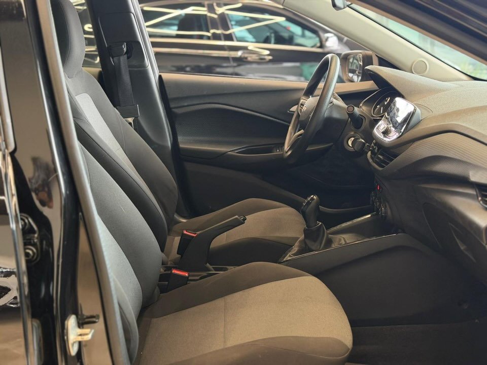 Chevrolet Onix #2