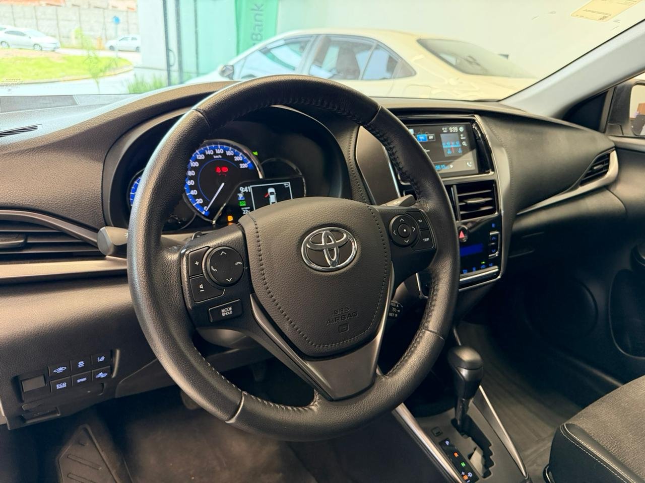 TOYOTA YARIS #4
